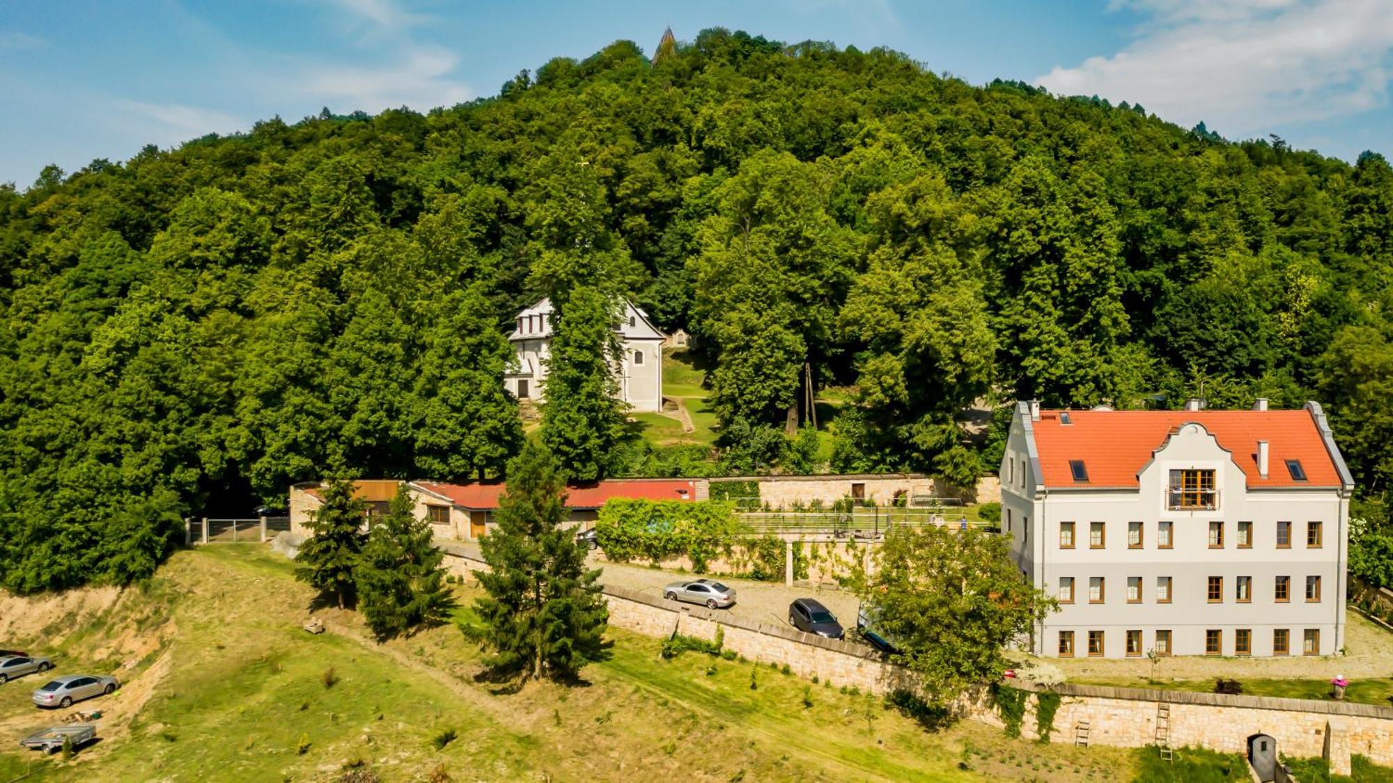 Apartamento Monte Cuma Uroczysko Pod Zamkiem Grodziec Zagrodno Exterior foto